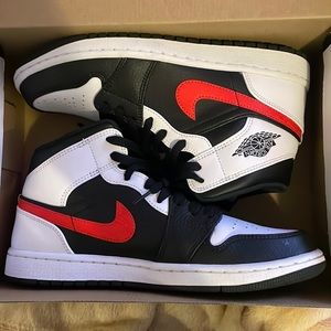 Air Jordan 1 Mid Men’s